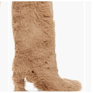 Jeffrey Campbell Fuzzie Faux Fur Boot 6.5 NWOT Tan Beige Tall Knee High Glam